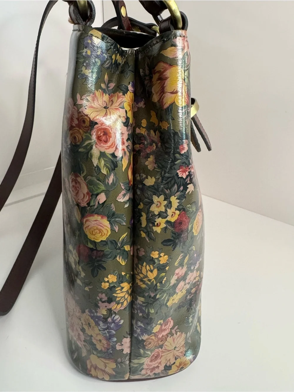 #384 Patricia Nash Larone Leather Shoulder Bag English Country Garden